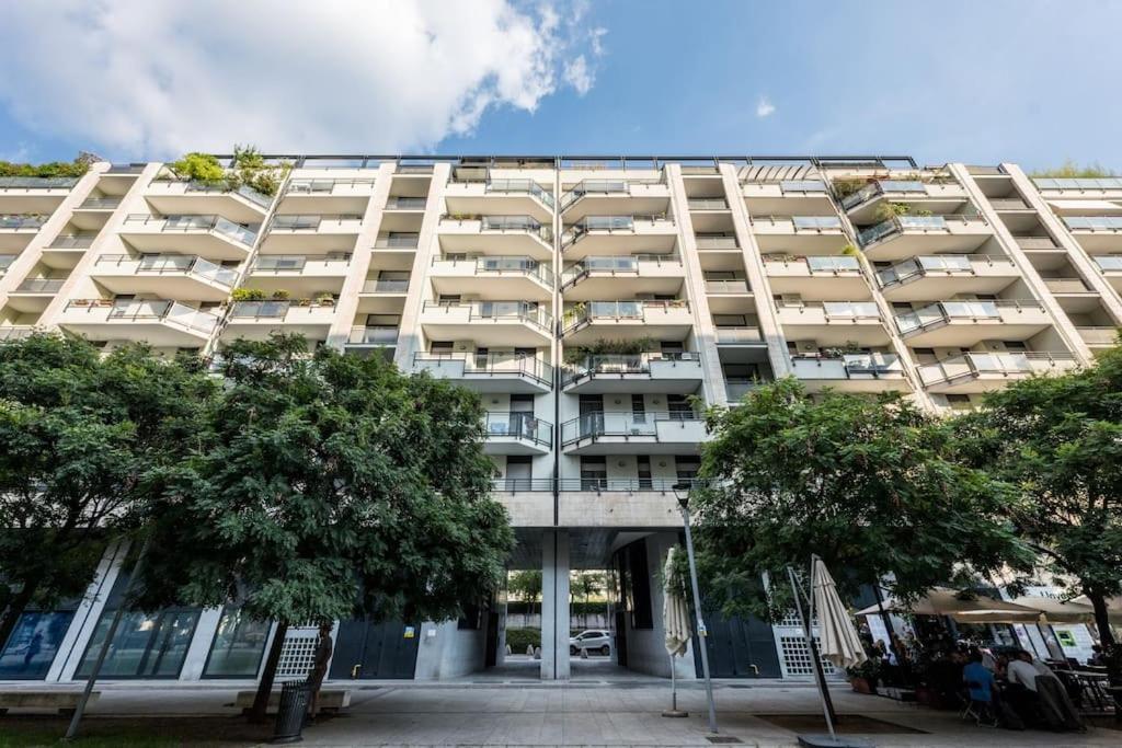 Santa Giulia Connect Apartamento Milão Exterior foto